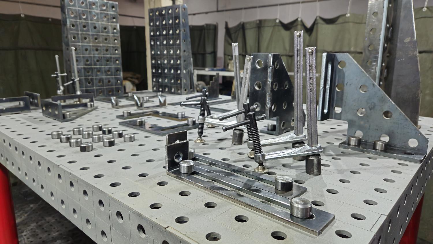 Сварочный 3D стол 1200х800х100 10 мм (шаг 50х50)